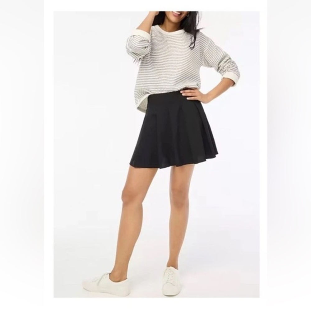 J Crew Pleated Active Skort In Black Size XS
